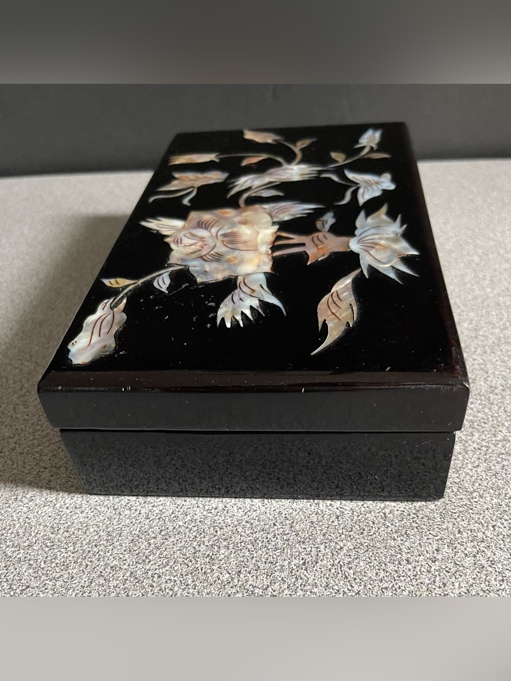 Vintage Mother of Pearl Floral Black Decorative Box - Picture 4 of 14